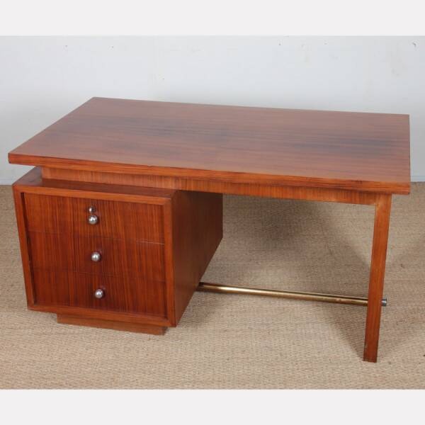Bureau moderniste en bois, travail des années 1940