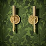 Paire d’appliques murales anciennes en laiton doré – style classique