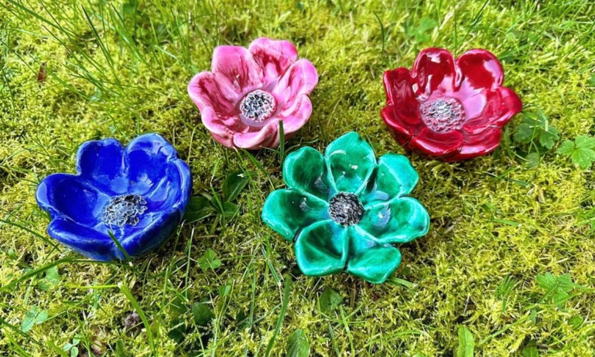 Poppy flowers in antique ceramics
