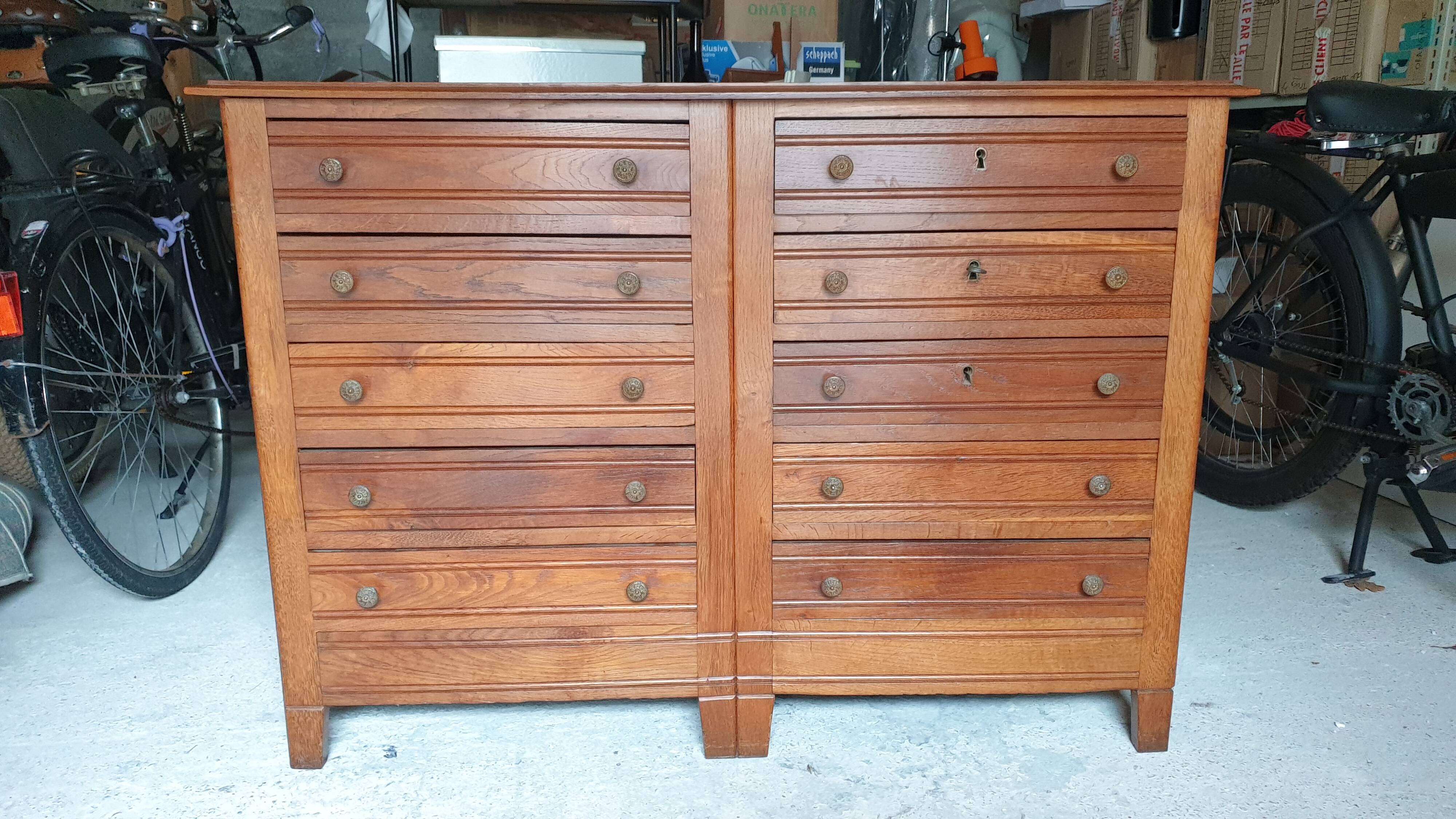 Dressing table chest of drawers