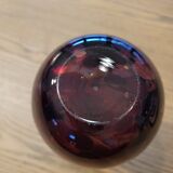 Glass vase in a scaled way
