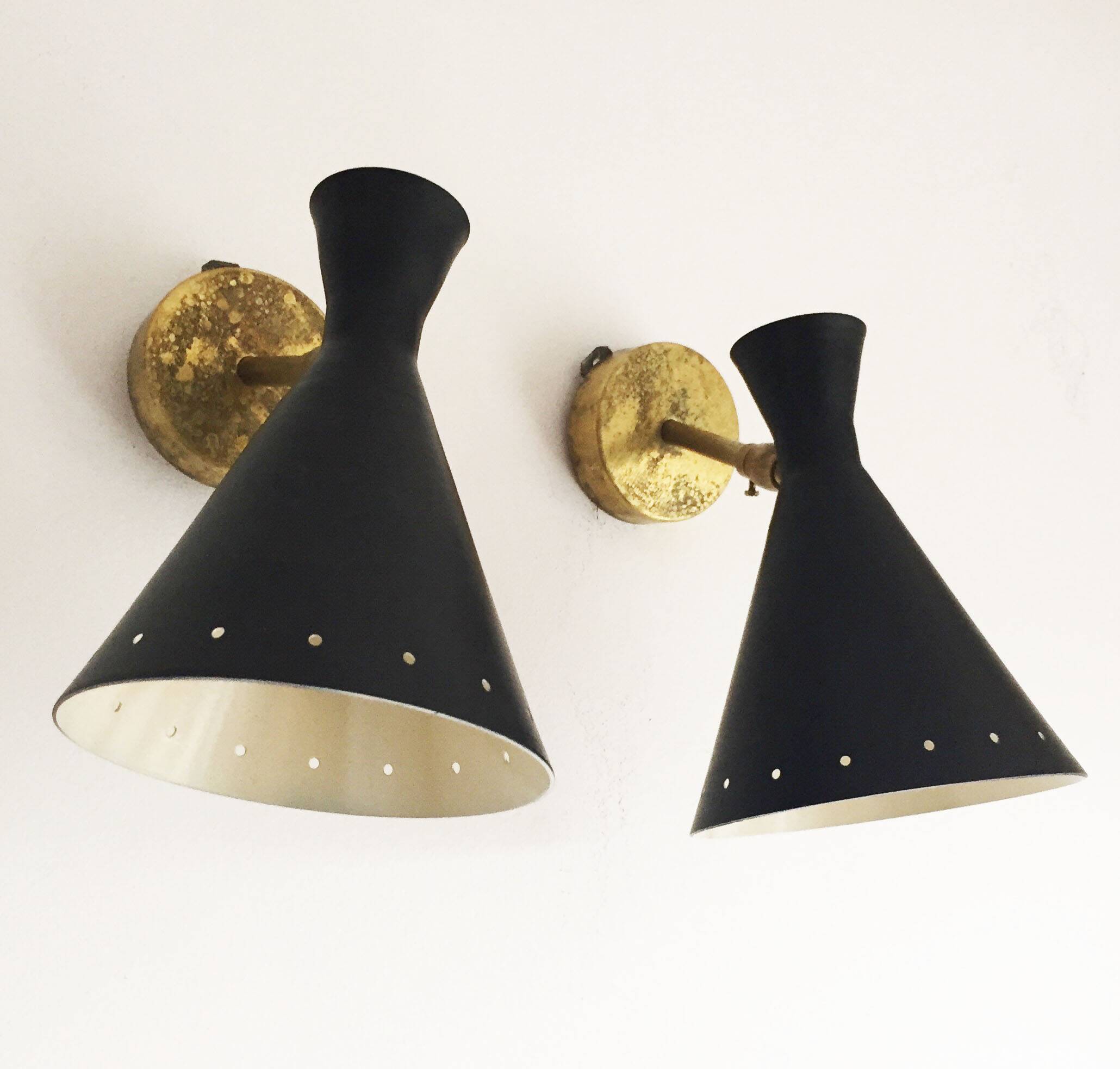 Suite of 4 Italian design wall lights 1950