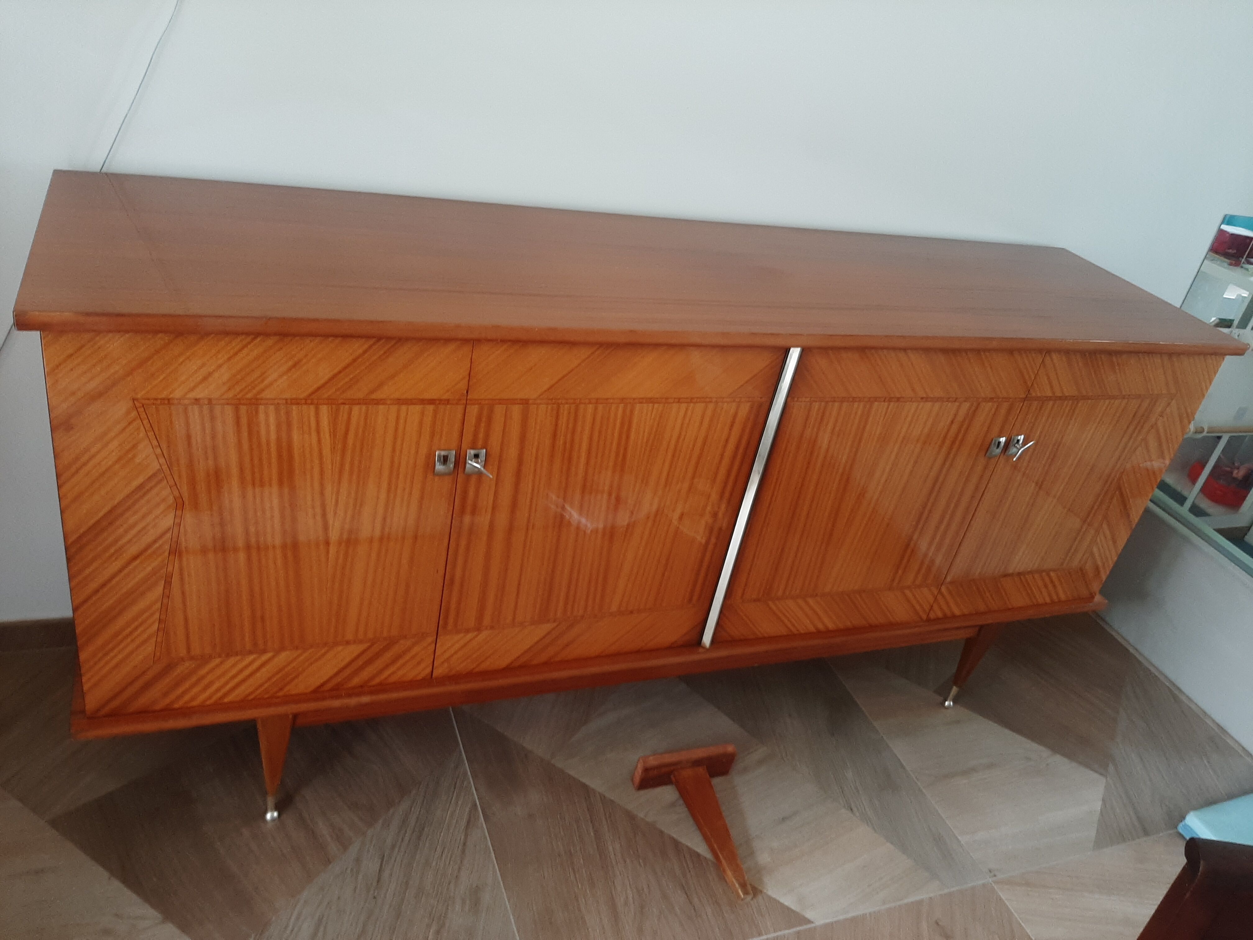 Sideboard