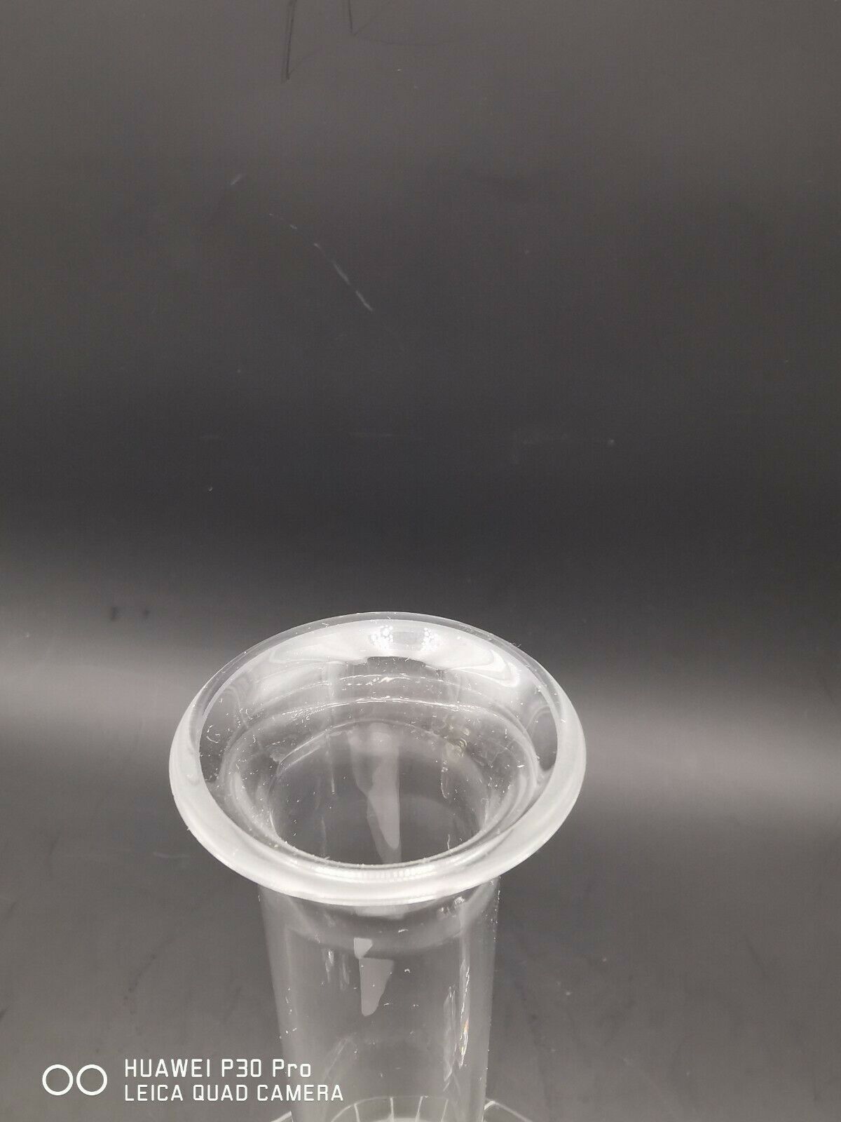 Vannes crystal-stamped carafe