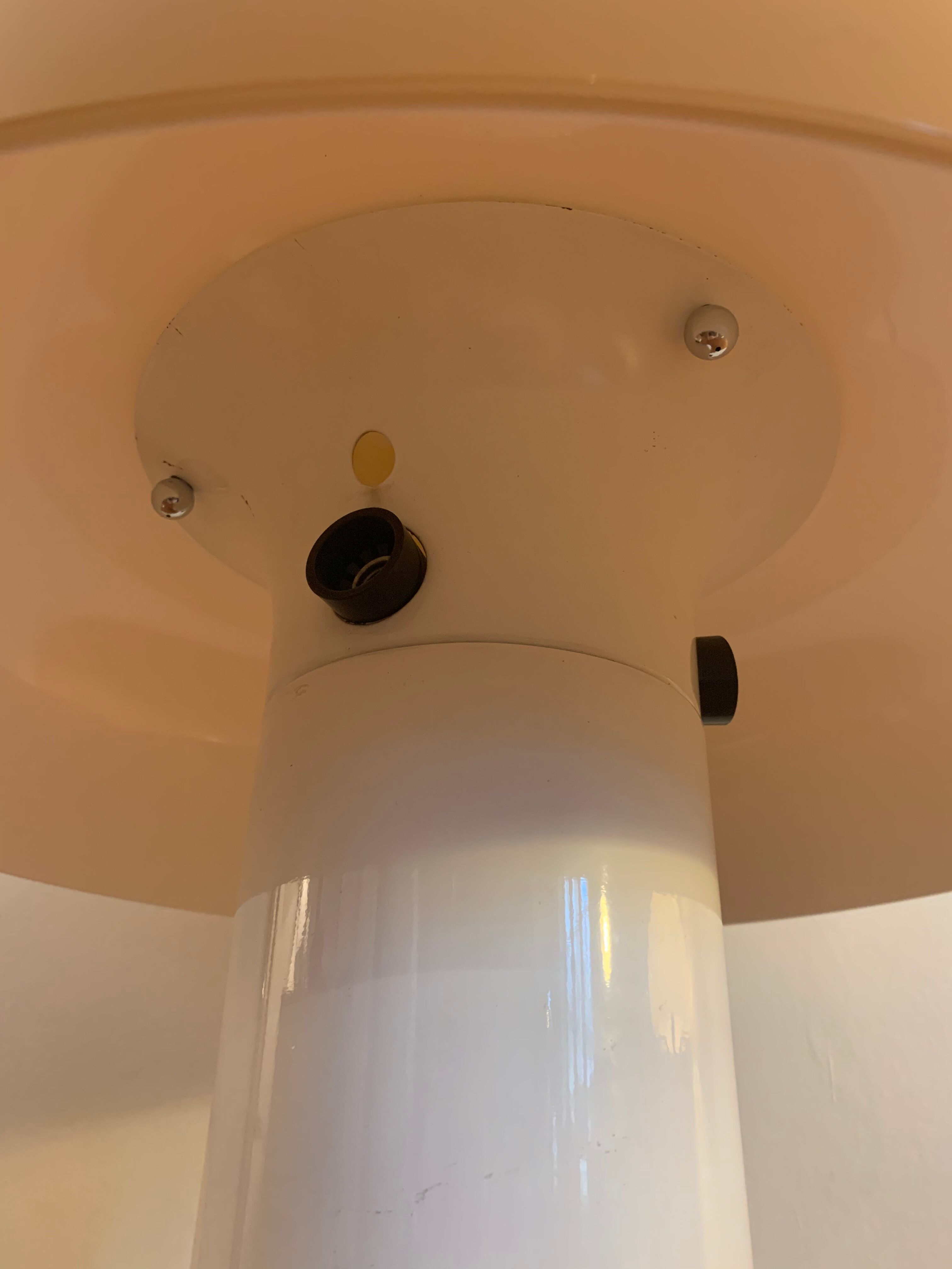 Lampe Brumbury IGuzzini par Luigi Massoni
