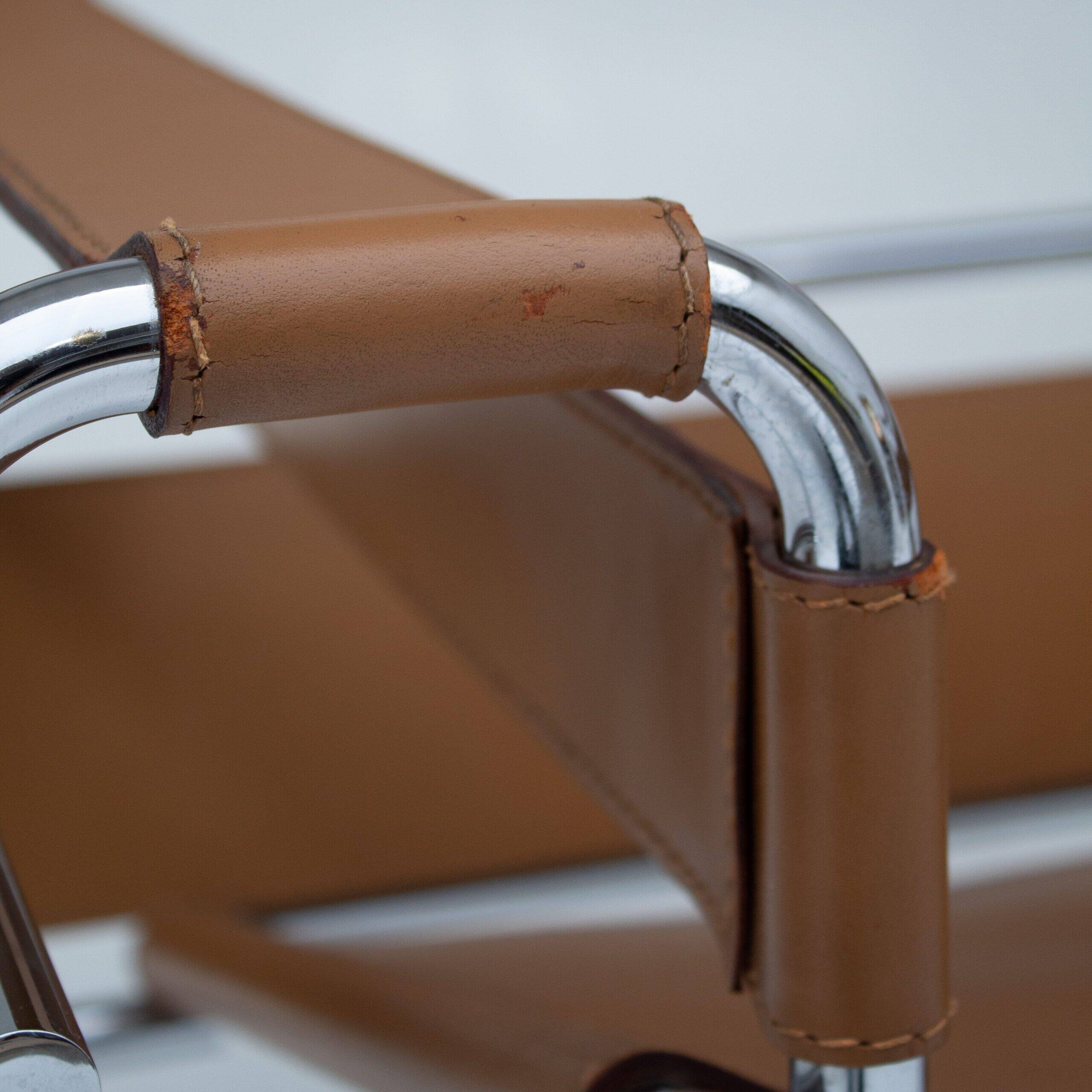 Fauteuil Wassily de Marcel Breuer en cuir cognac