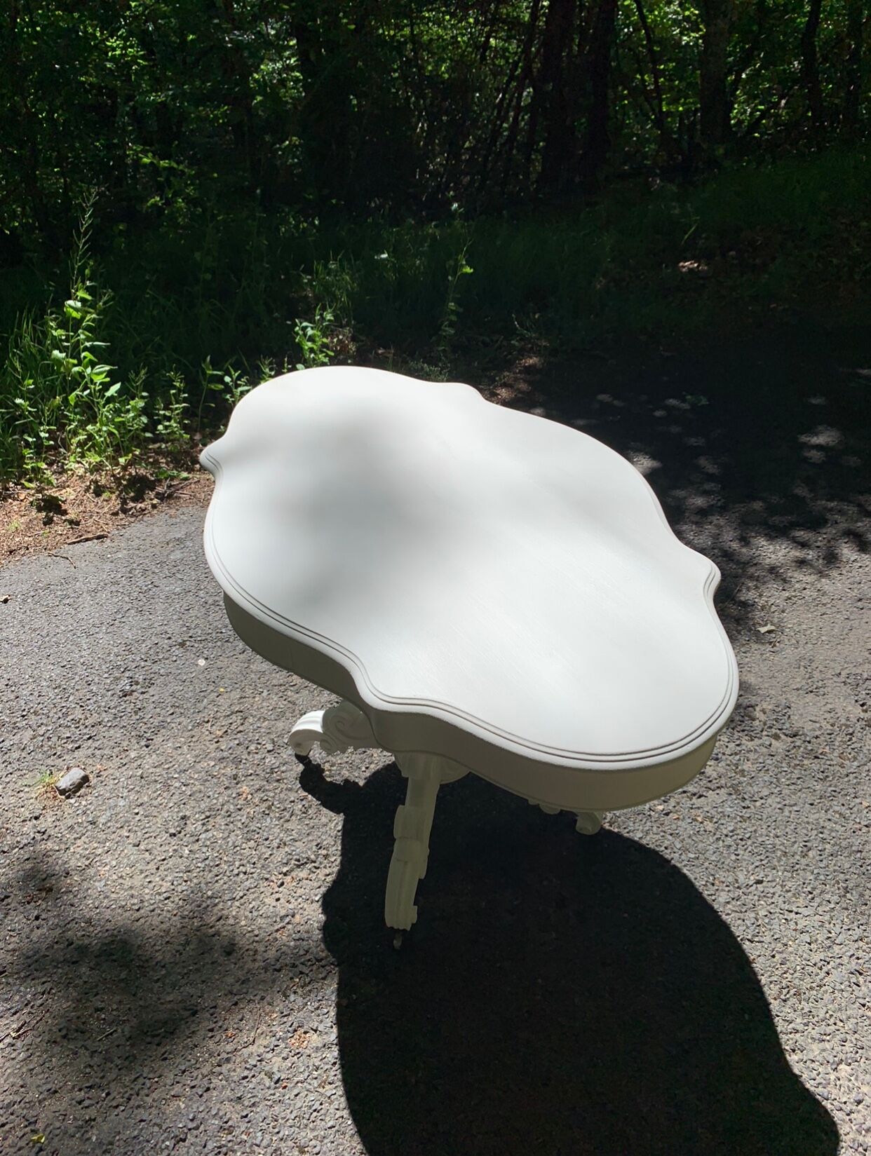 White dolce vita makeover violin table