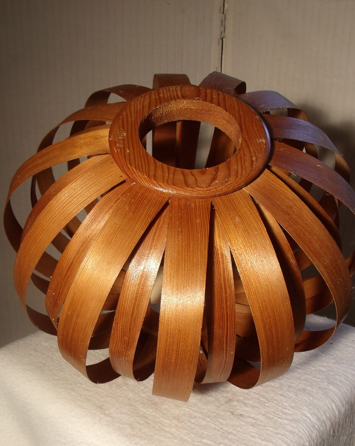 Suspension lustre scandinave bois vintage
