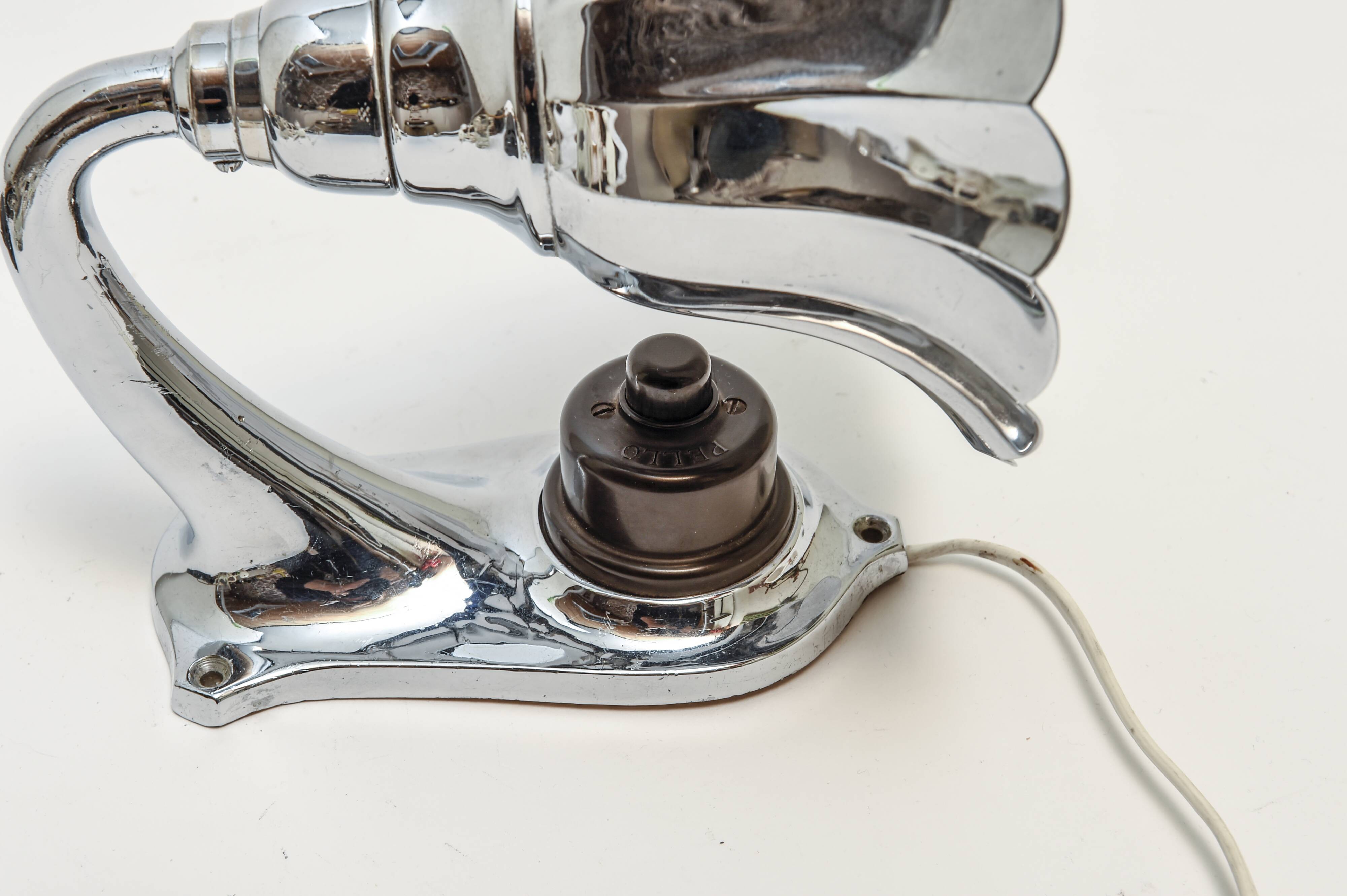 Art deco scone american 1950