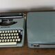 Machine à écrire portable brother 1960 bleu clair