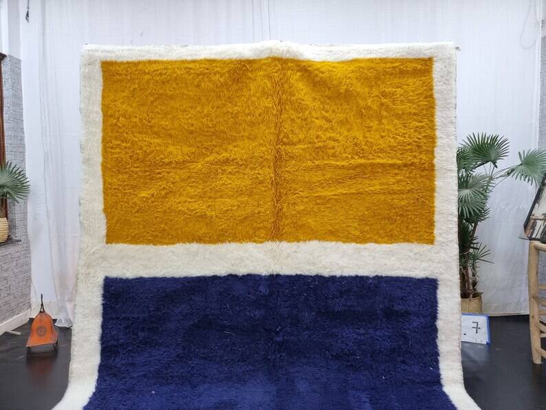 Traditional handmade wool azilal rug 250cmx150cm