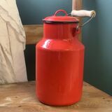 Pot à lait émaillé