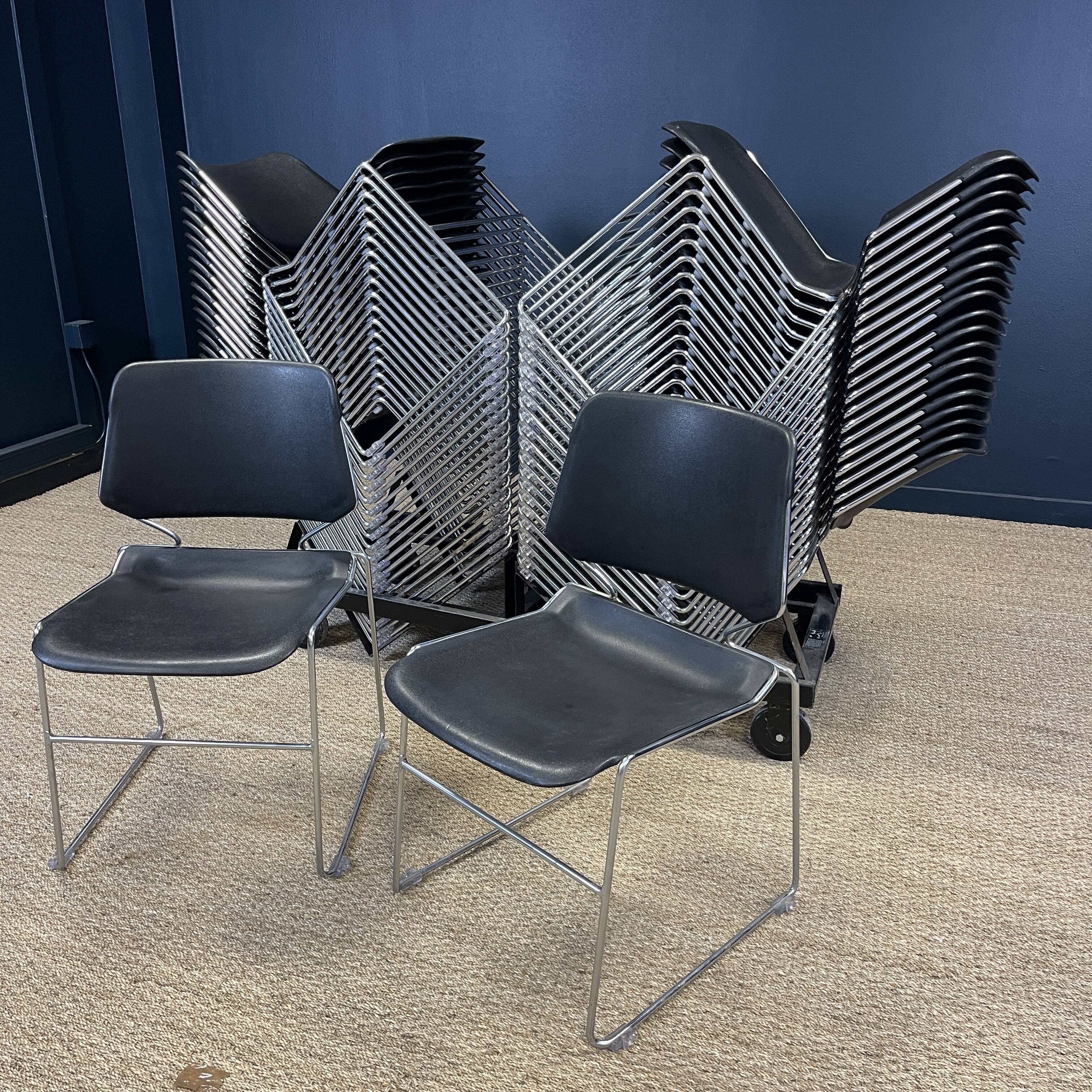 Lot de 39 chaises Matrix T.Tolleson pour Krueger noir et chrome années 70 USA
