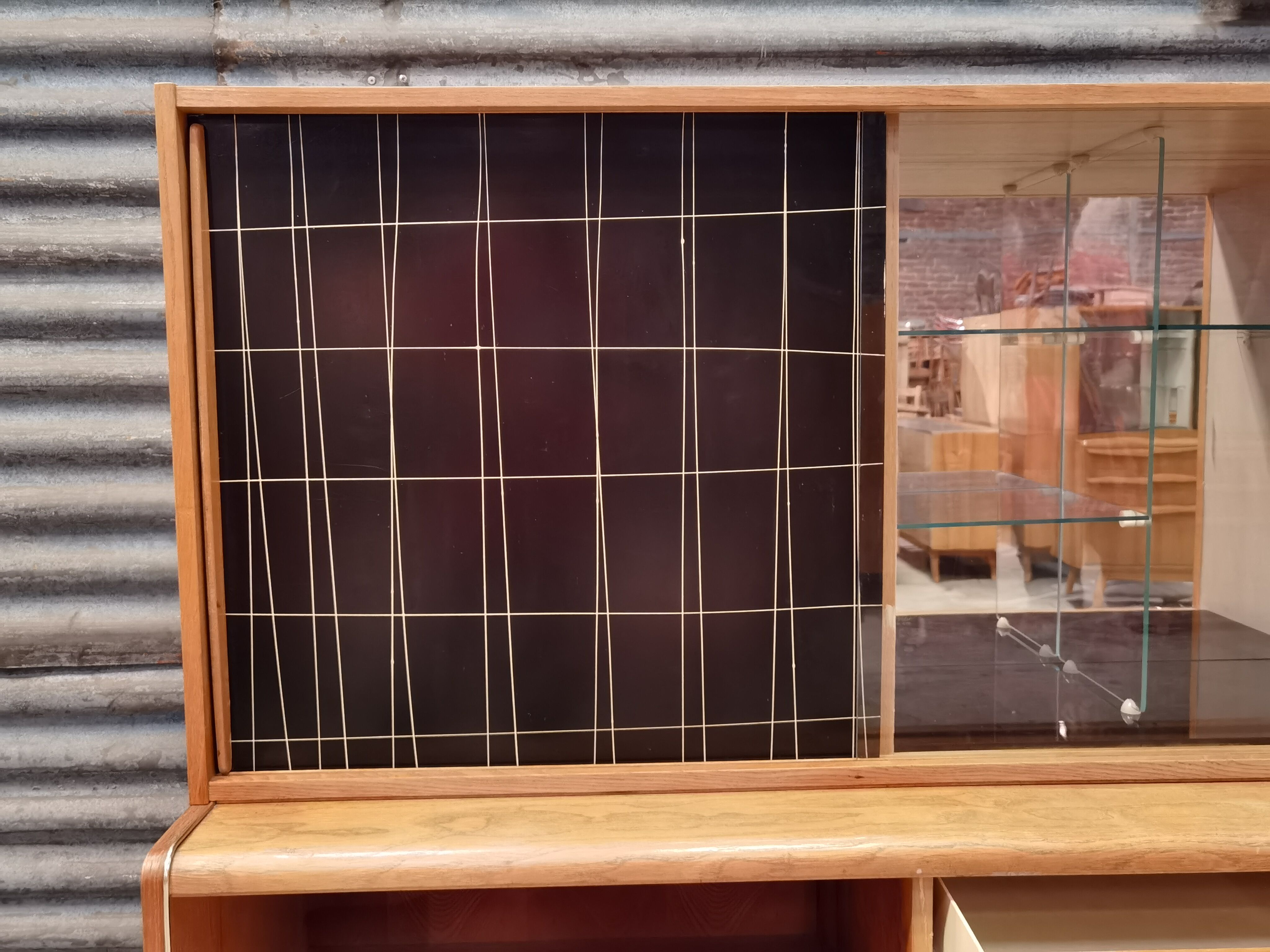 Buffet U372 / 386 Bohumil Landsman and Hubert Nepožitek for Jitona Soběslav