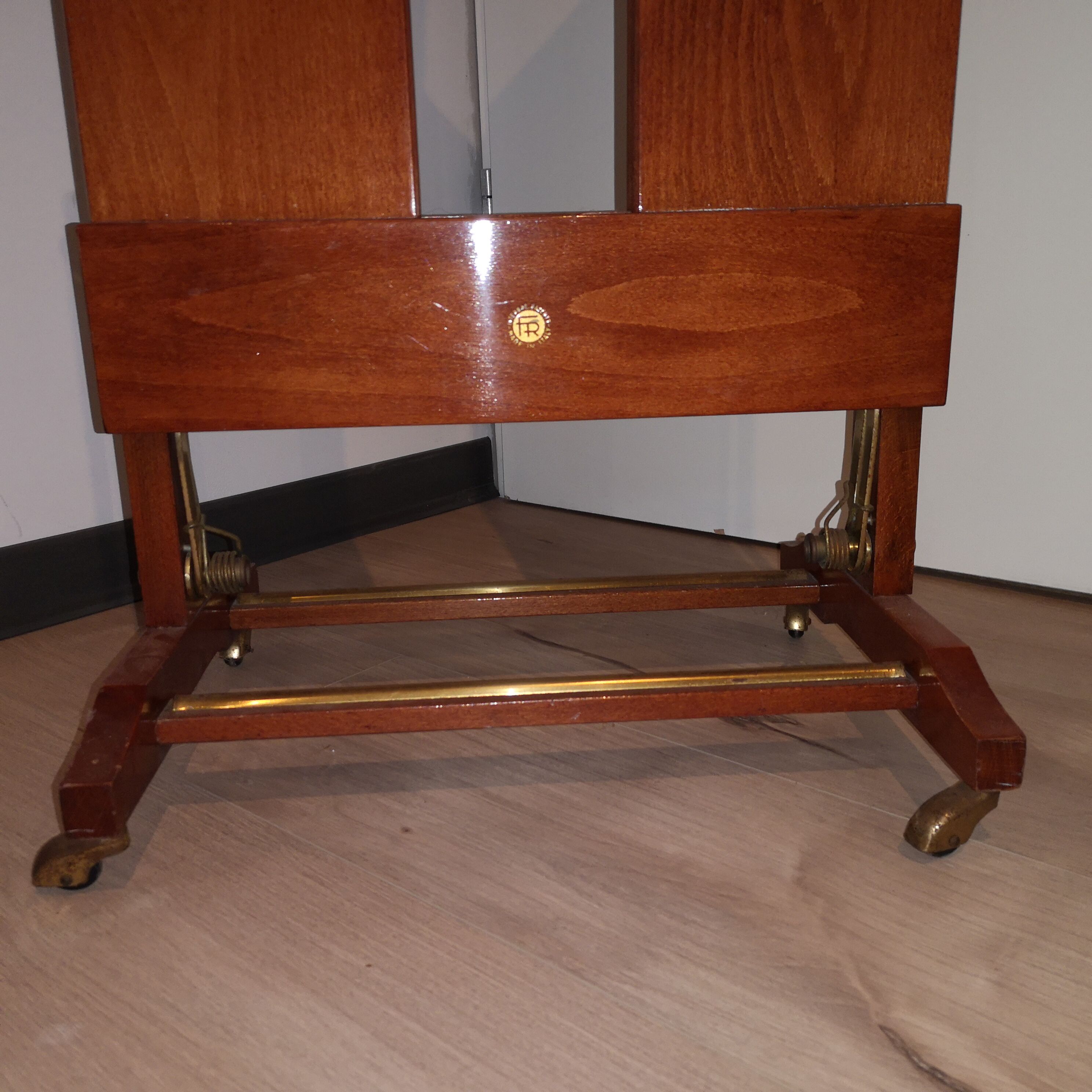 Valet de nuit de chambre pour fratelli reguitti brevettato italie 1950