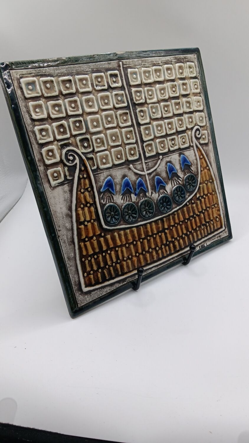 Lisa Larsson, "Skepp" from the Unik series, glazed stoneware, Gustavsberg