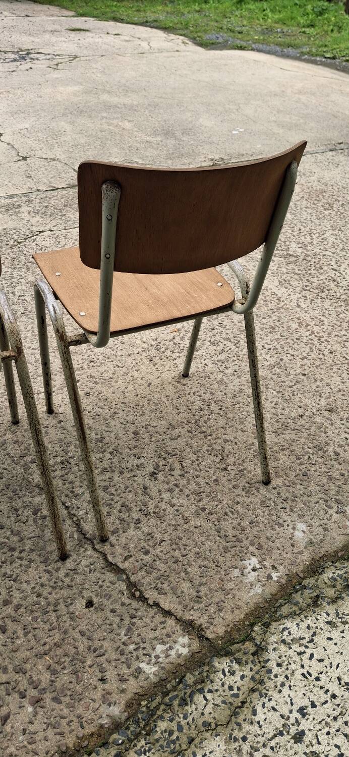 Chaises industrielles