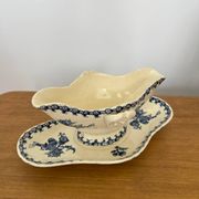 Ironstone sauce boat "Thistle" signed GIEN