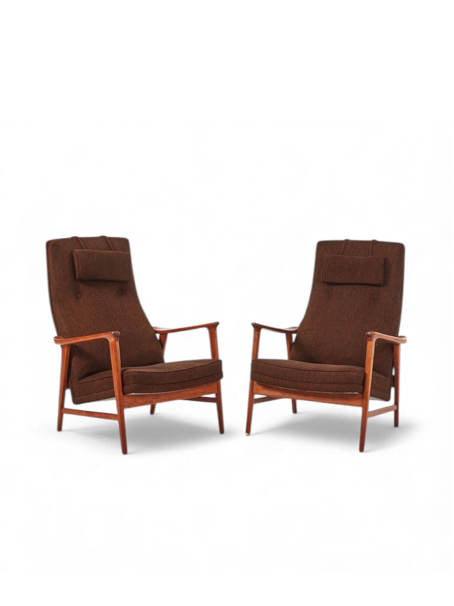 Pair of adjustable lounge chairs "Duxiesta" in teak and brown wool by Folke Ohlsson, Dux Sweden, 1960s.