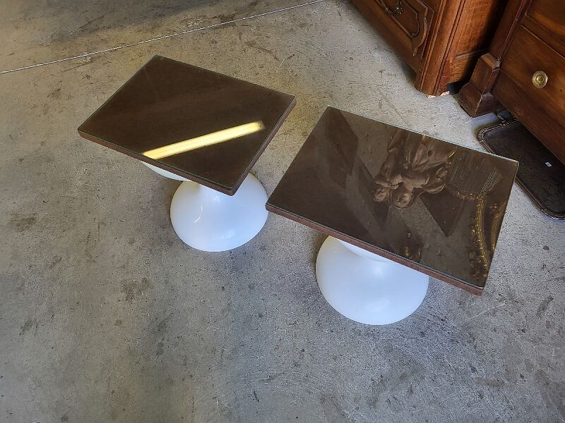 Pair of sgabello stools americano rises in bedside table