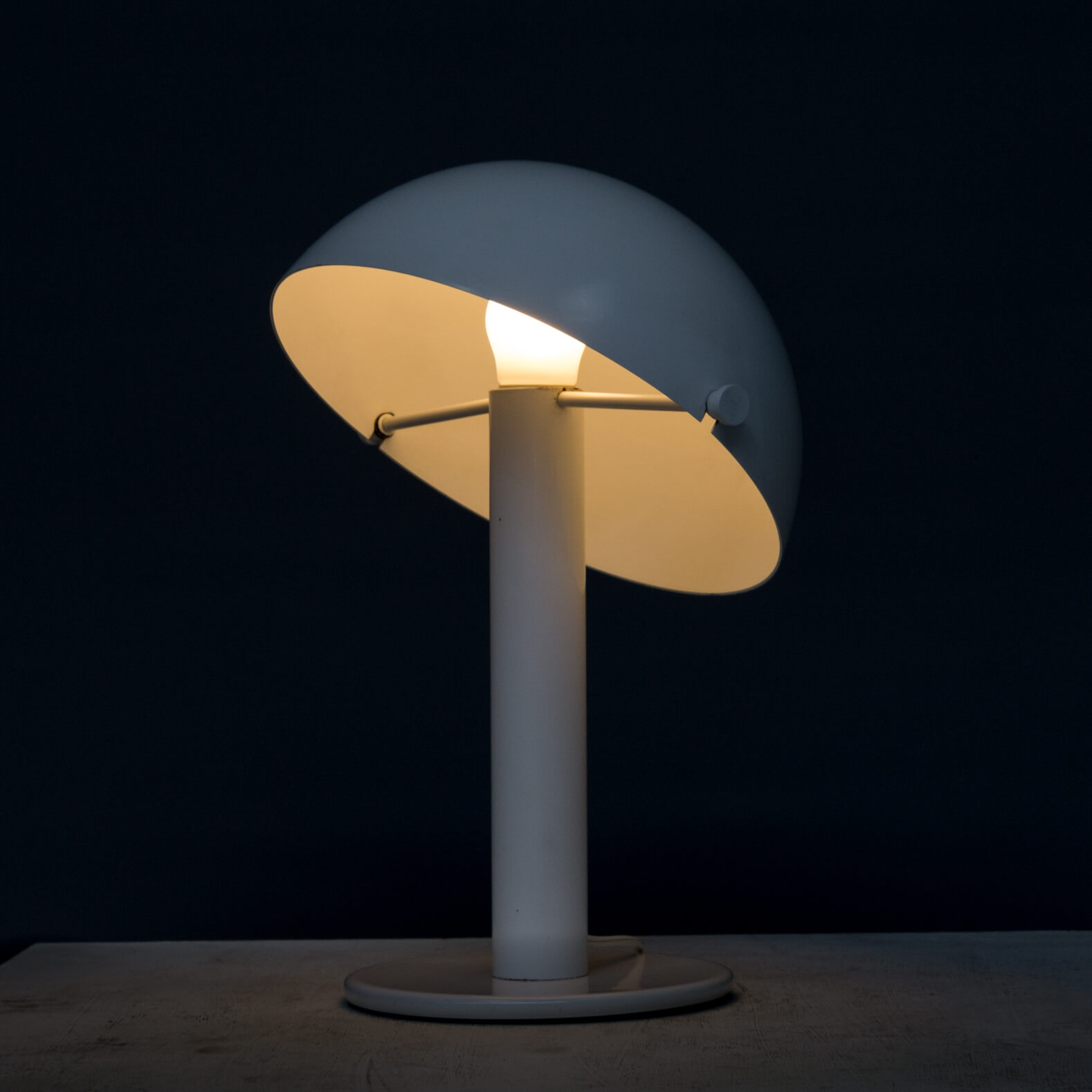 Lampe de table champignon en métal blanc des années 90