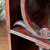 Elégante étagère murale victorienne en acajou. Fin XIXe