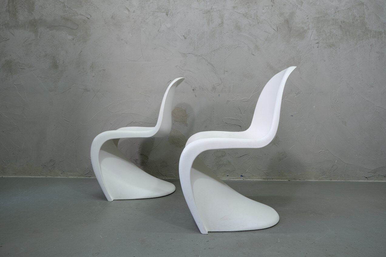 A set of 2  Panton Chairs by Verner Panton for Vitra