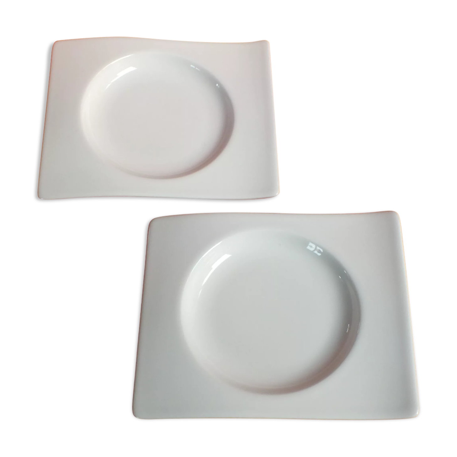 Duo of Villeroy and Boch New Wave Hotwave cups