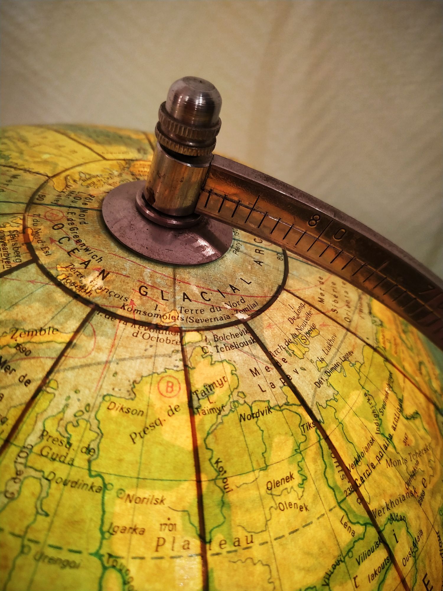 Luminous globe Räth 80's