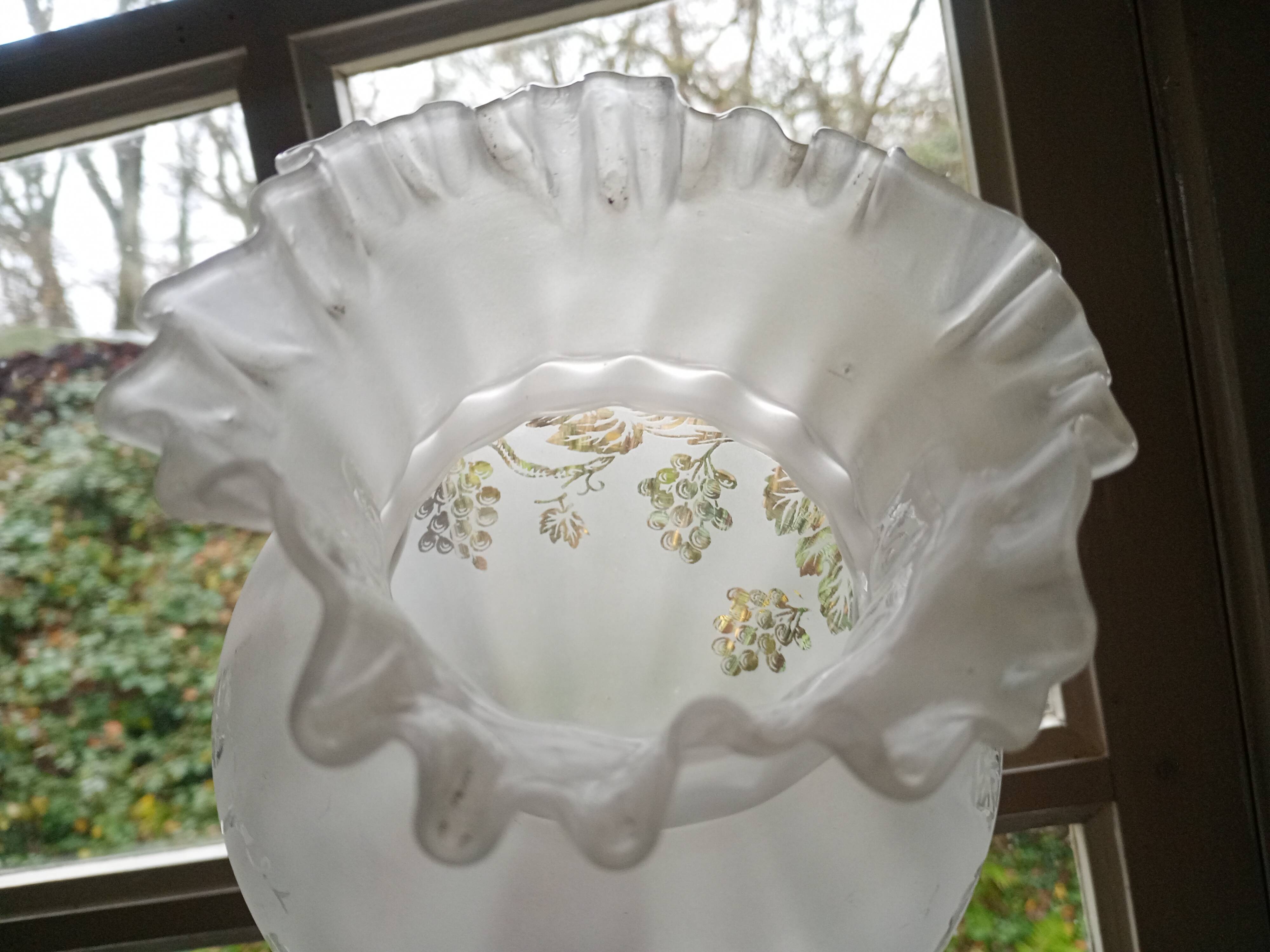Oil lamp globe - Vine and grape frieze - frosted, sandblasted glass