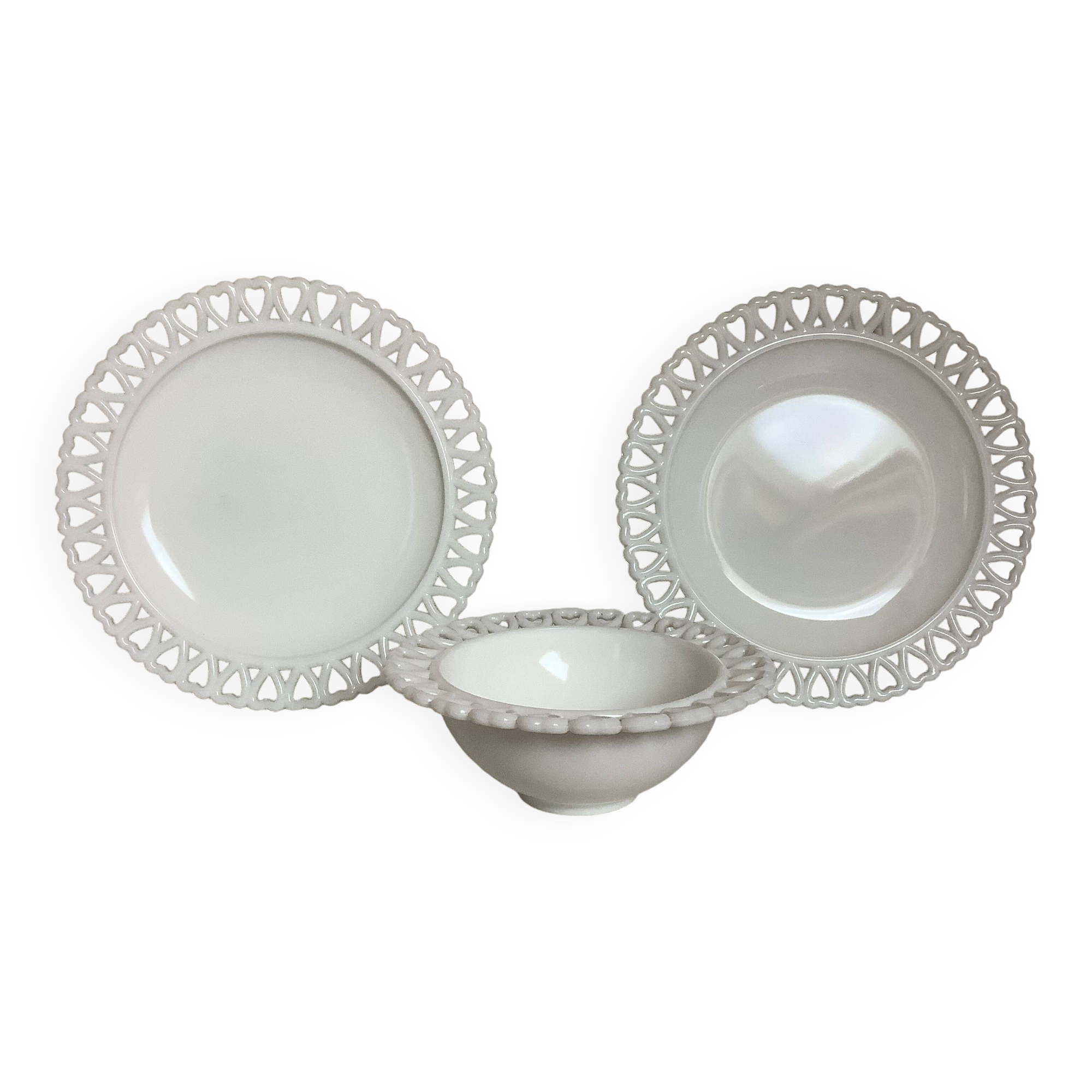 Opaline trio plate and heart bowl
