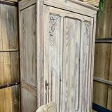 Armoire parisienne