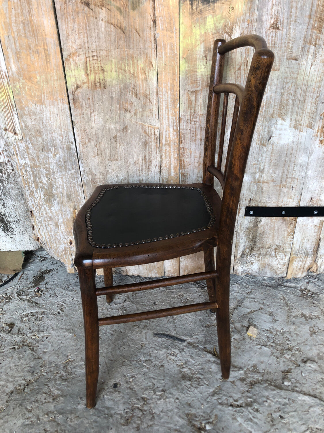 Bistrot chair turned wood & seat skai black vintage