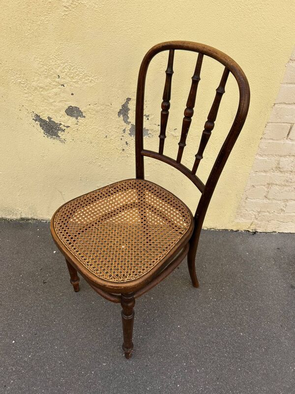 chaise cannée en bois courbé  Fischel