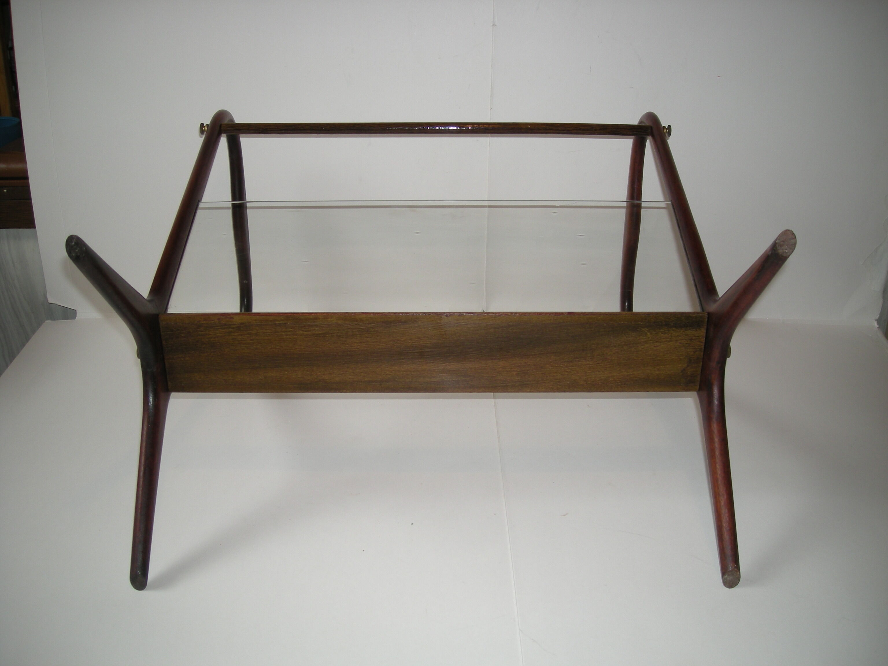 Side table; magazine holder Ico Parisi and Luisa - De Baggis from the 50s