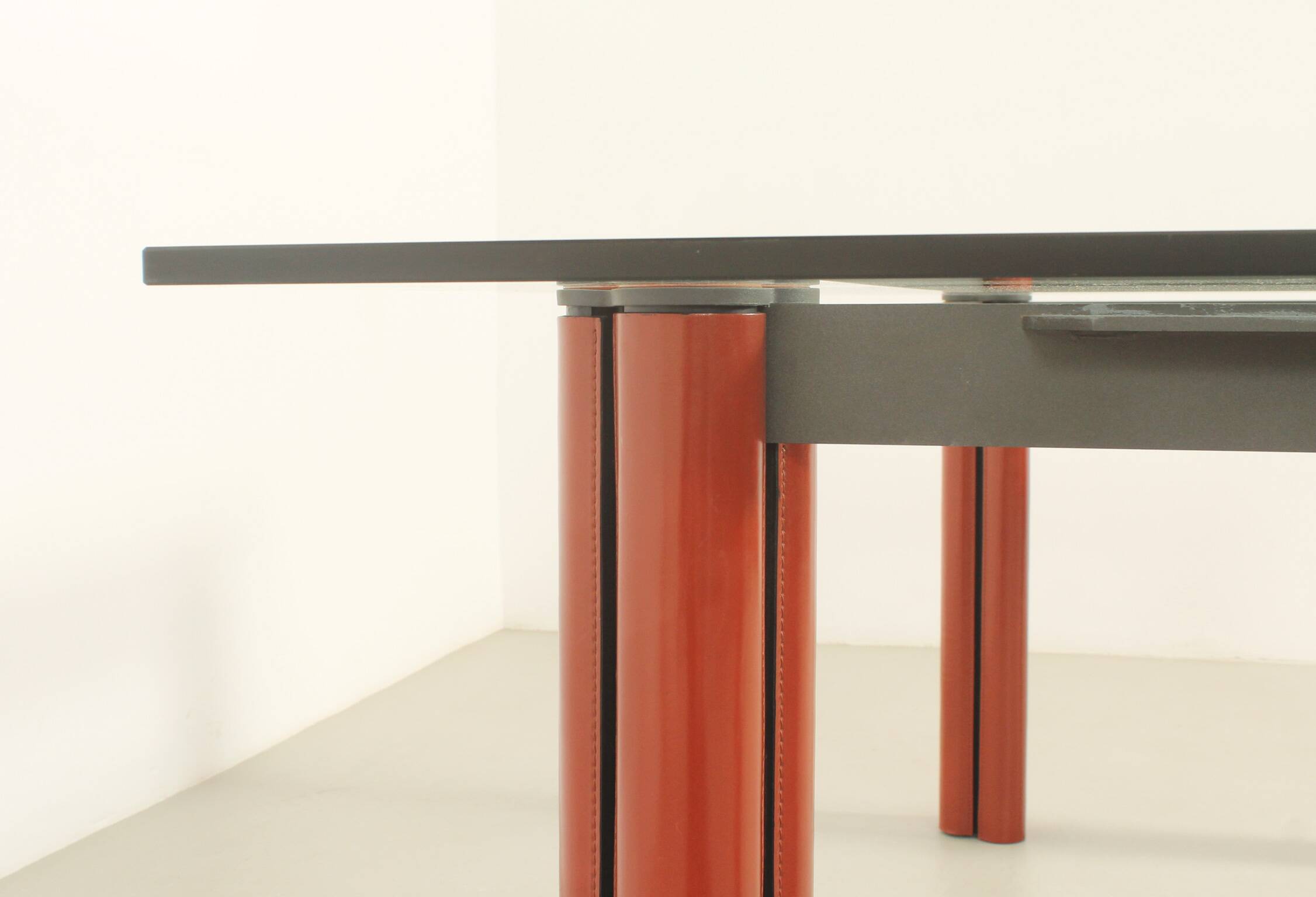 Mugello dining table by Giotto Stoppino and Lodovico Acerbis