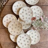 Lot de 11 assiettes à dessert anciennes en porcelaine de Limoges