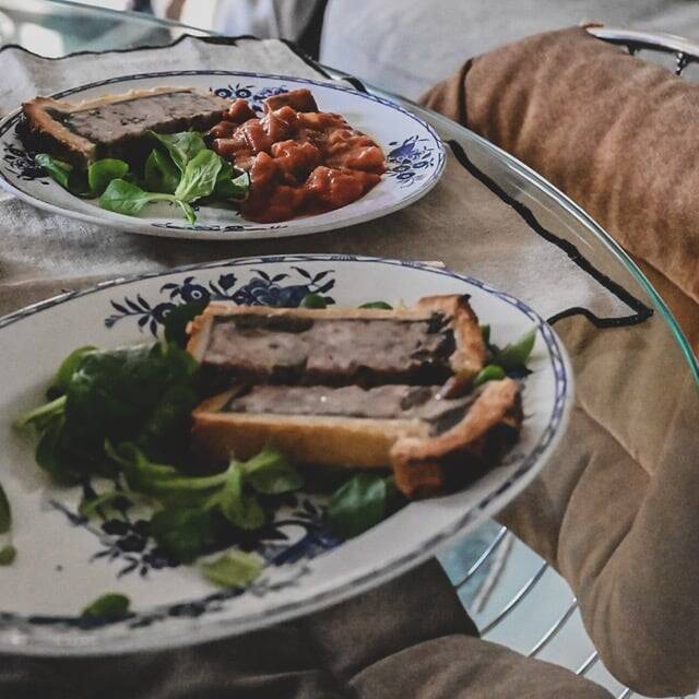 Oval dish in Tournai porcelain, Boch Frères, fly decoration