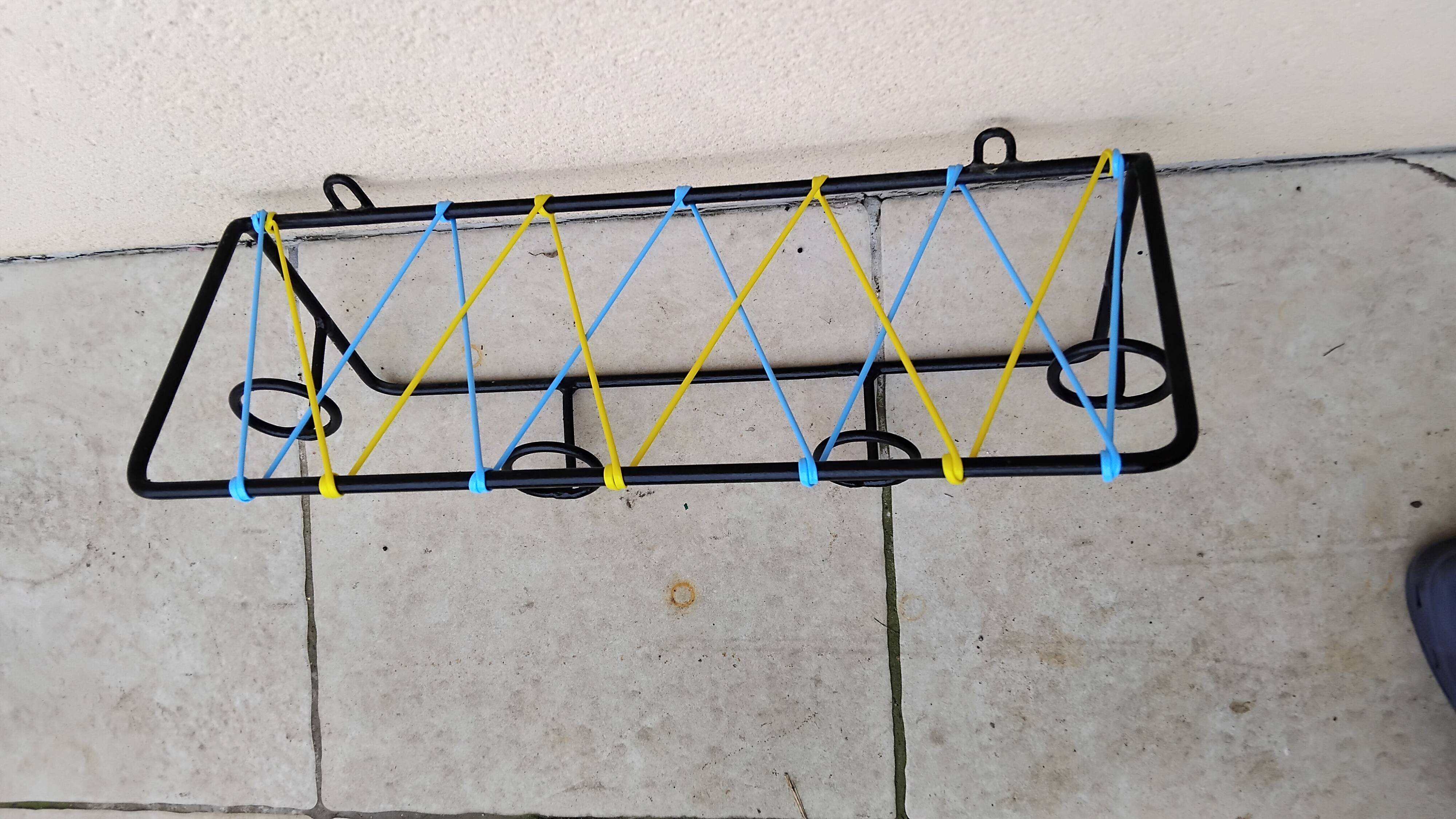 Vintage Scoubidou wall coat rack