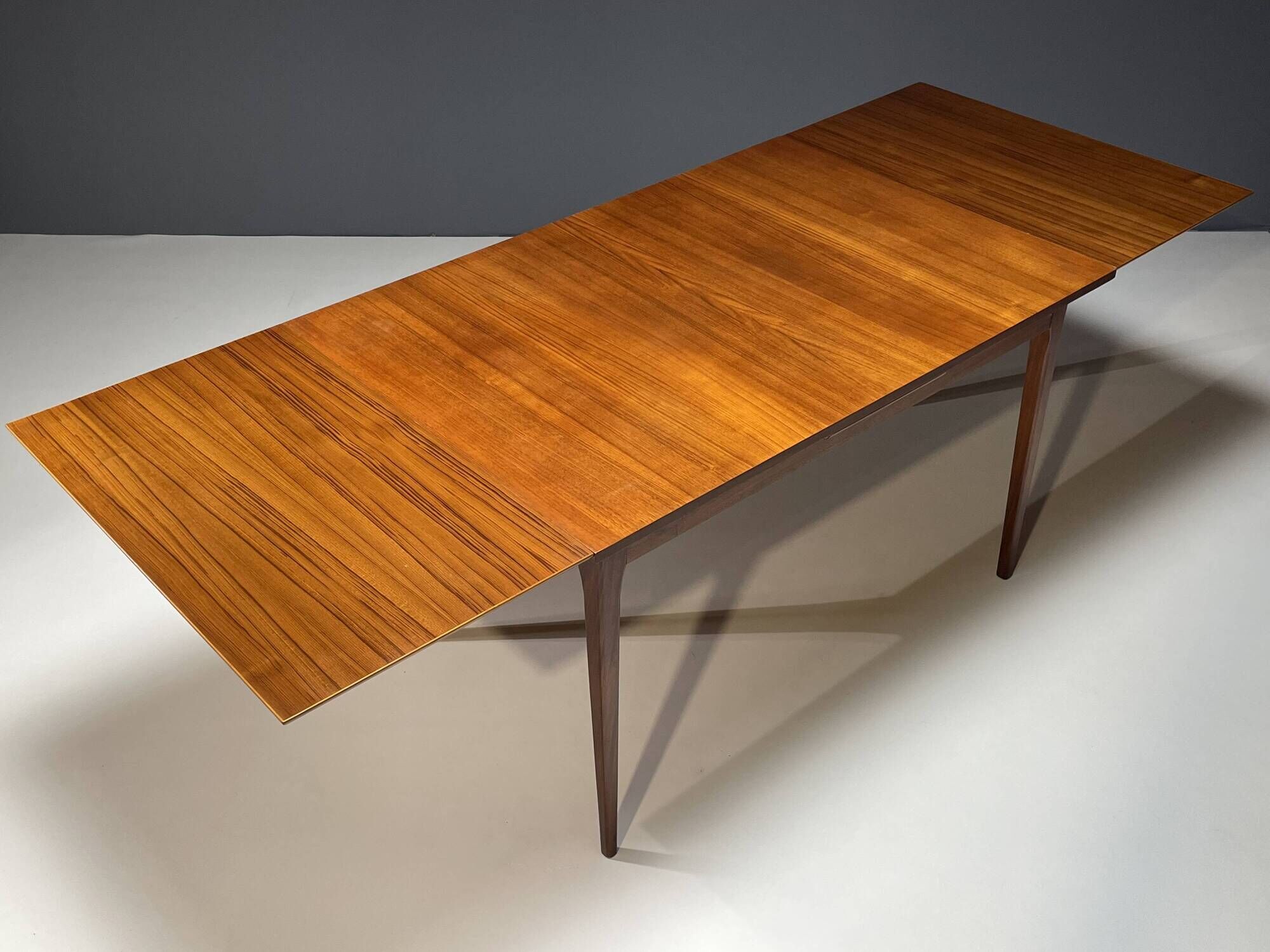 Table à l’italienne Bulke des années 1960