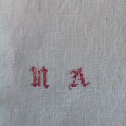 5 cotton dammase monogrammed towels NA