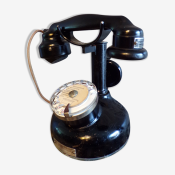 Téléphone 1930 à colonne