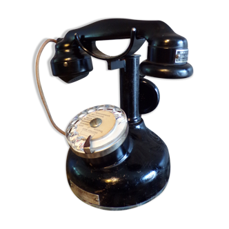 Téléphone 1930 à colonne
