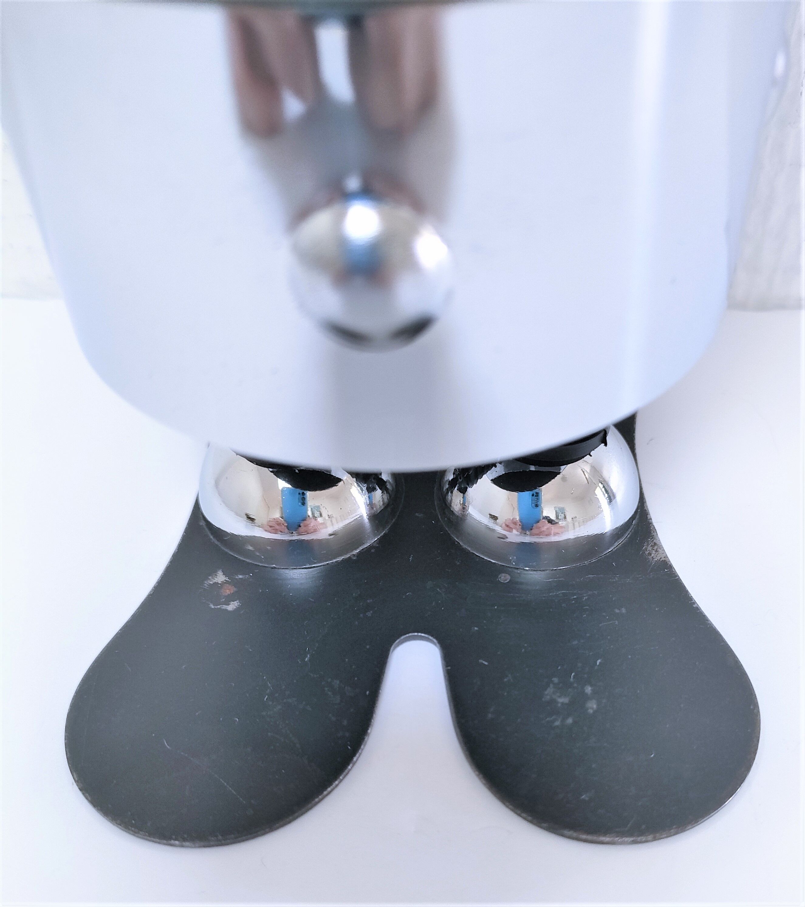 Robot lamp by Satco design Space Age 70s