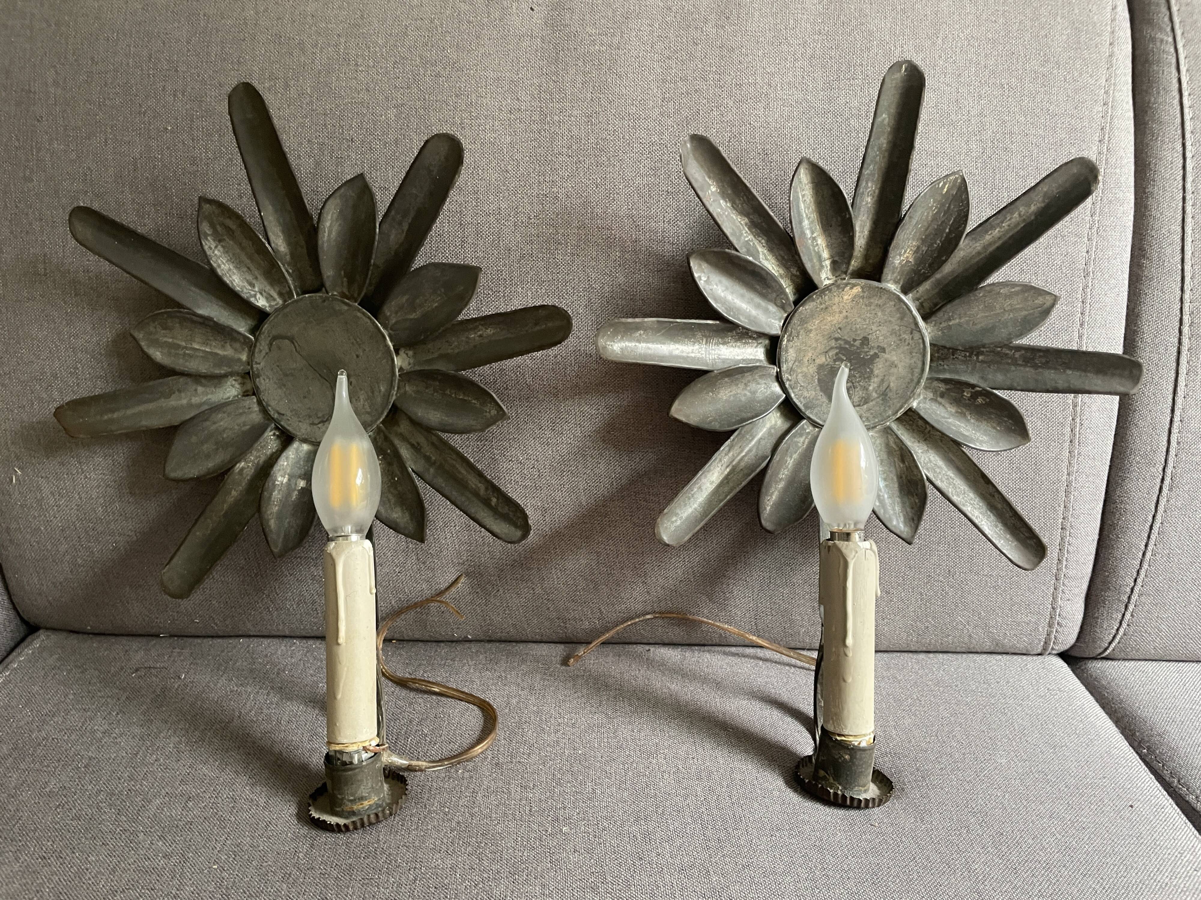 Paire d’appliques unique, fleurs métal 1960-70