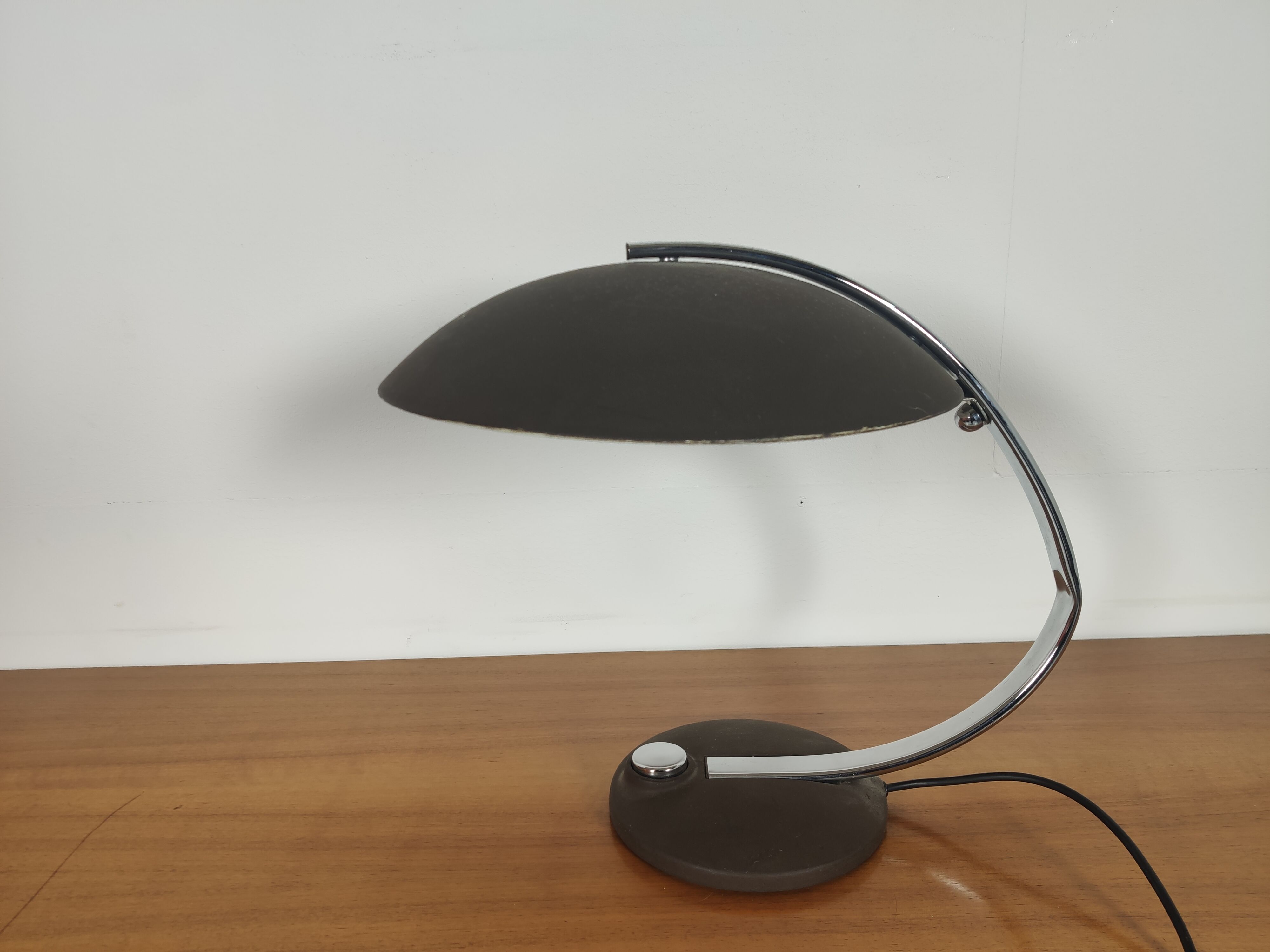 Hillebrand, chrome and metal 60/70s lay lamp