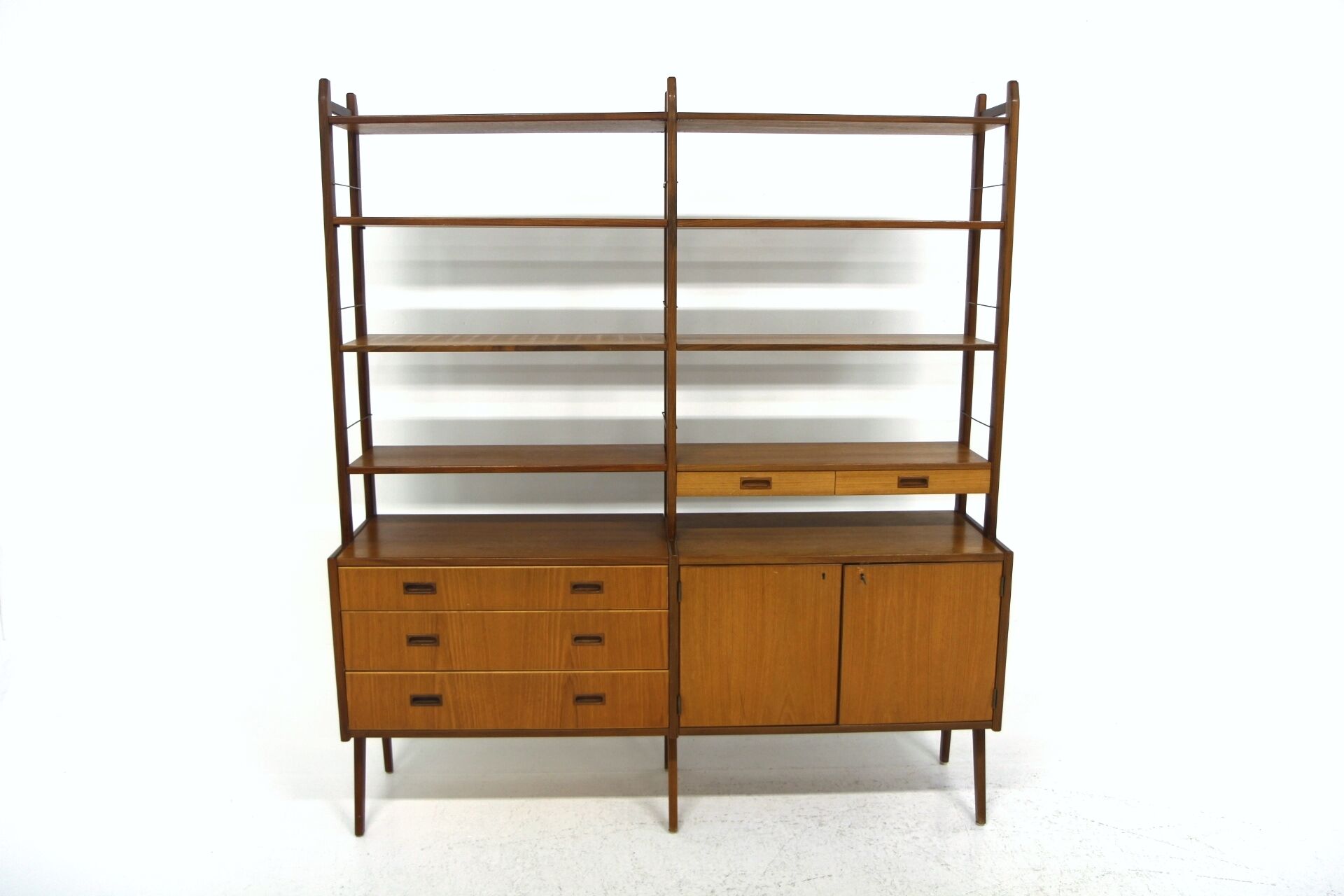 Teak "Reform" library, Skaraborgs Möbelindustri Tibro, Sweden, 1960