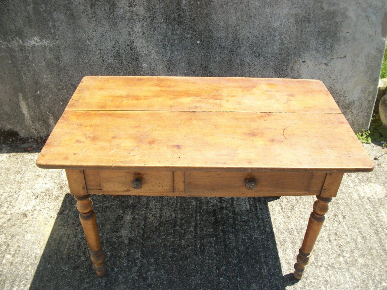 Desk 2 drawers in cherry tree