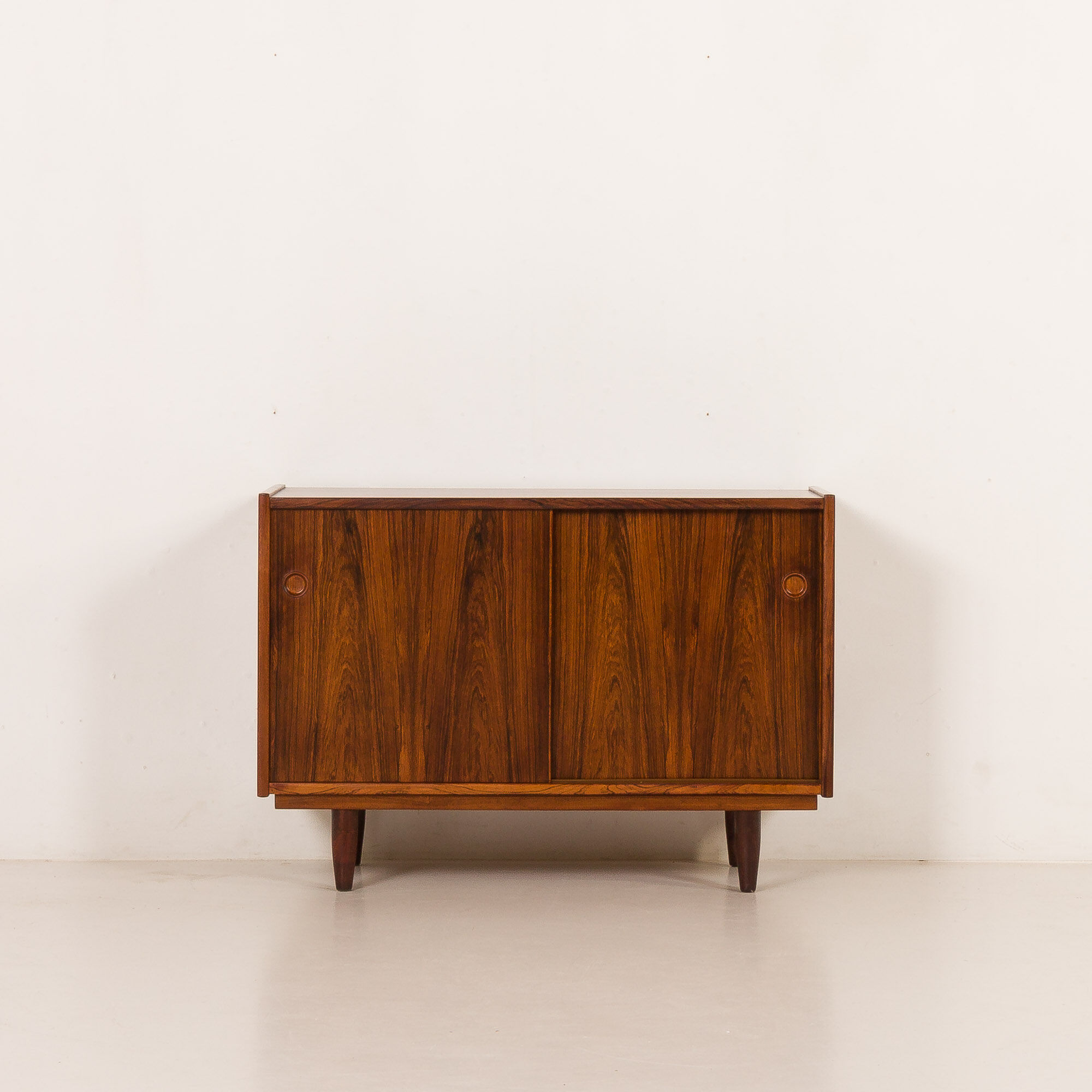 Danish small rosewood sideboard attributed to Hundevad, 1960s
