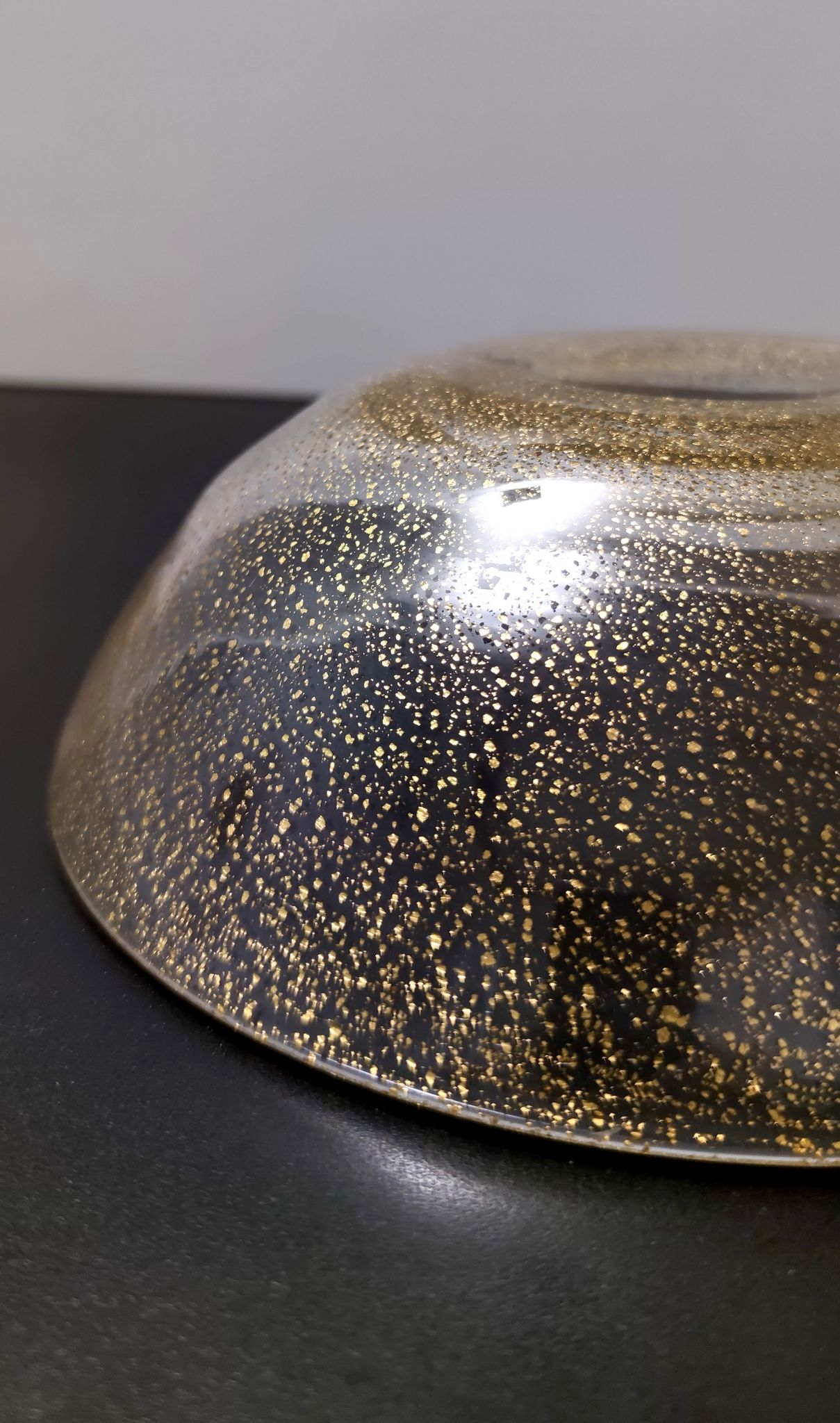 Vide-poche en verre de Murano moucheté d'or, Italie